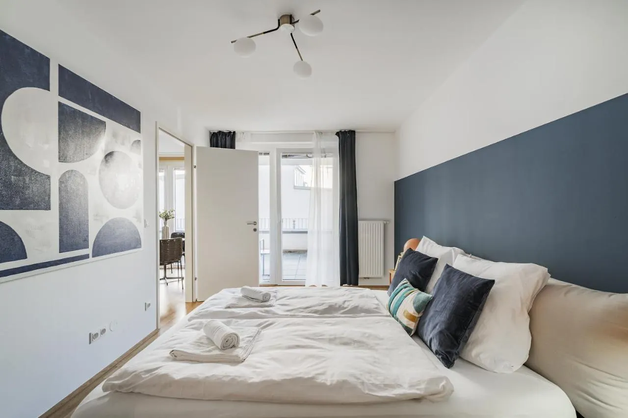 Modern Living Apartments Vienna, 15 Min To Center 0*, Viena