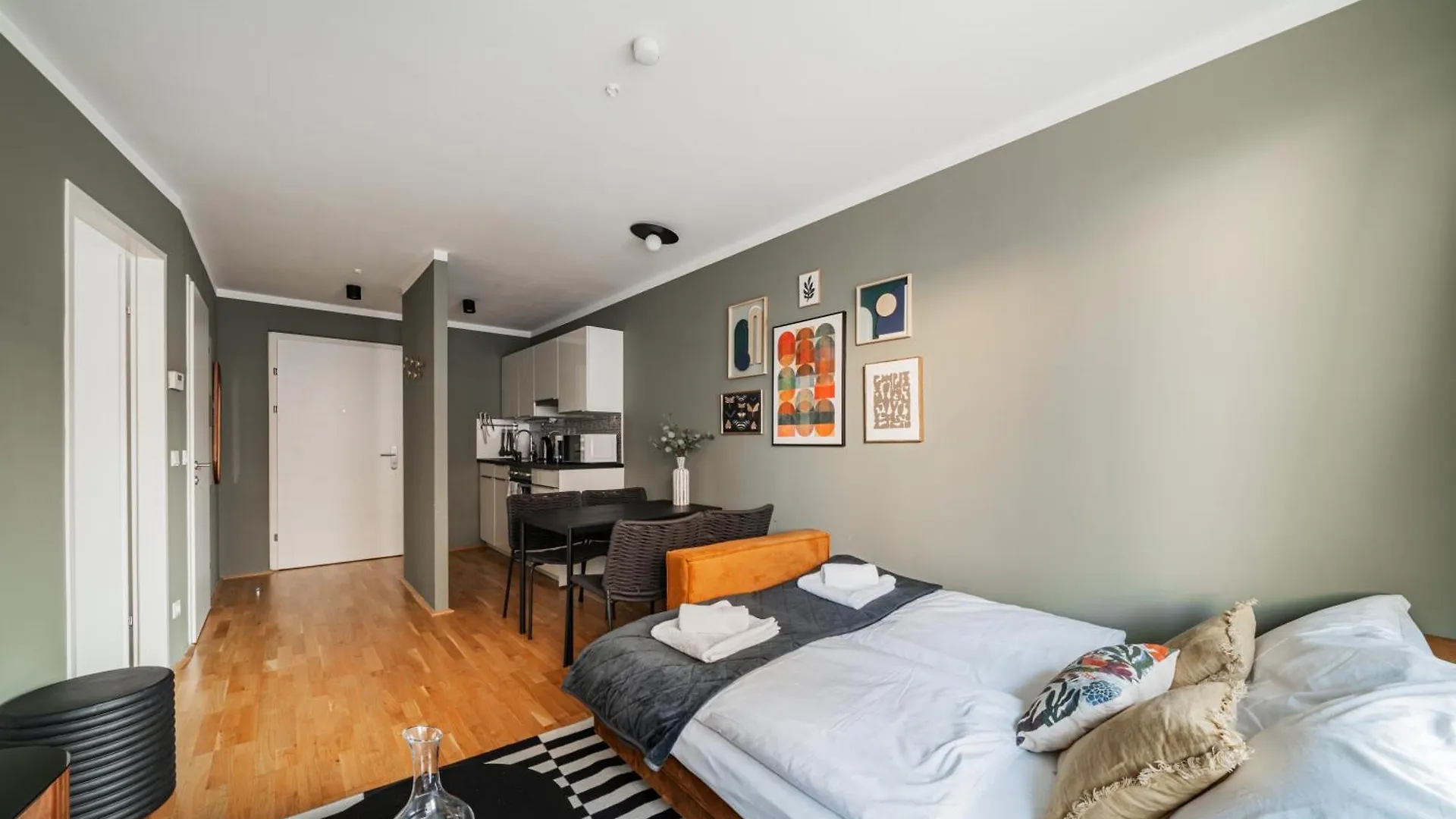 Modern Living Apartments Vienna, 15 Min To Center 0*, Viena Austria