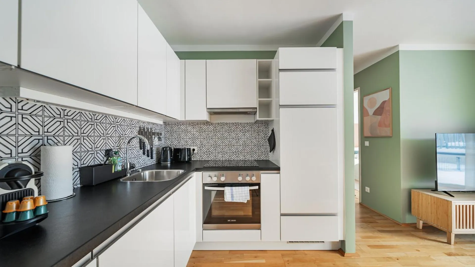 Modern Living Apartments Vienna, 15 Min To Center 0*, Viena Austria