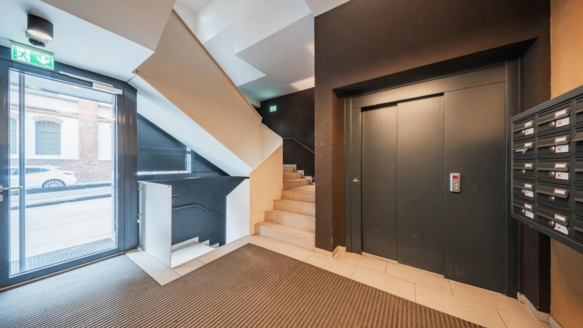 Modern Living Apartments Vienna, 15 Min To Center Austria